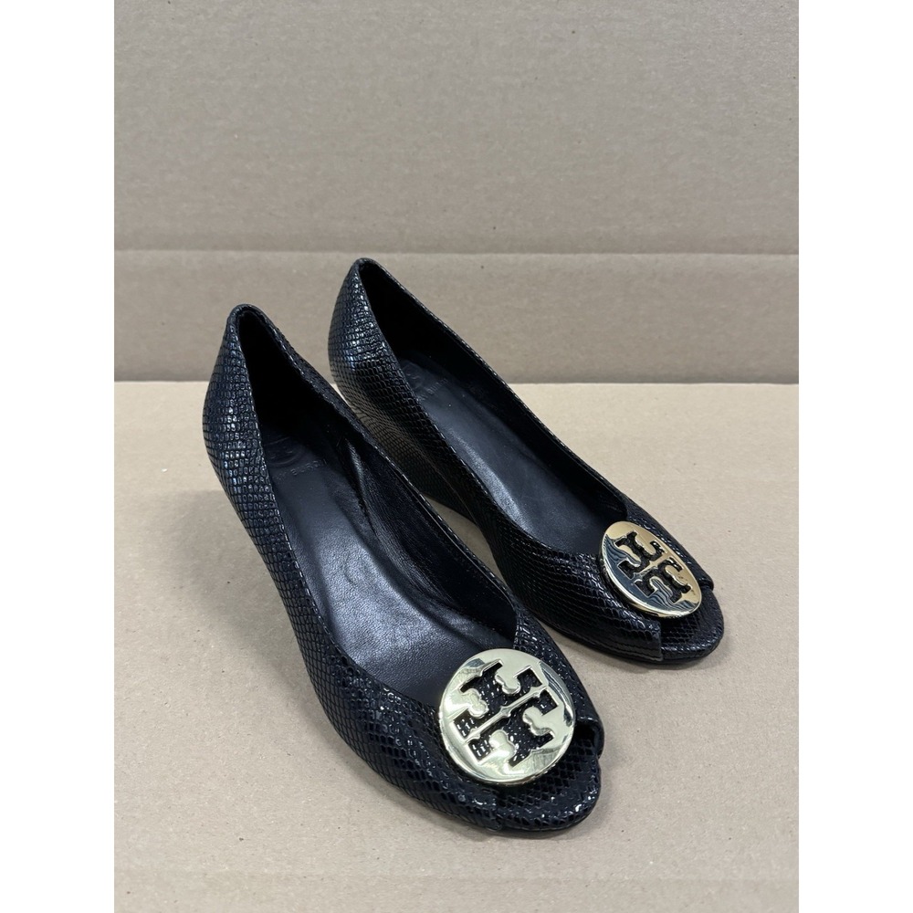 Tory‎ Burch Size 6M Black Textured Snake Leather Wedge Shoes Pumps